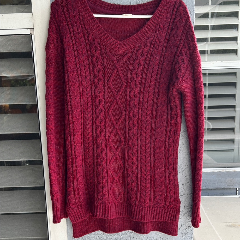Faded Glory V-Neck Cable Knit Sweater - Deep Red